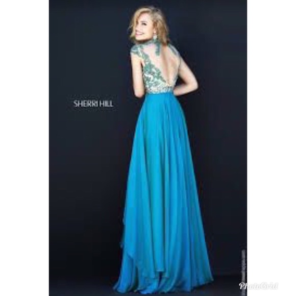 Formal Dress - Picture 3 of 3